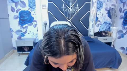 Snapshot of latinaholequeen chatting on September 24, 3:04 pm EMMA online show from September 24, 3:04 pm