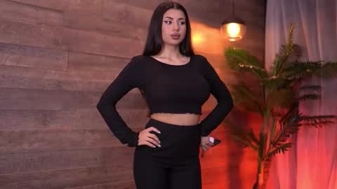 Latina online show from October 30, 5:57 pm