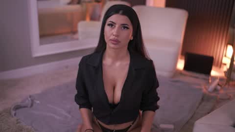 Latina online show from April 29, 7:31 pm