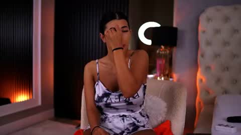 Latina online show from July 19, 6:22 pm