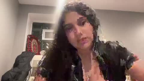 latinamamii1121 online show from May 3, 7:03 am