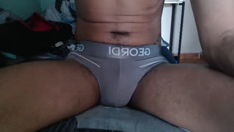latinbigcrazy online show from June 19, 4:22 pm