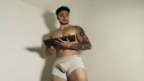 Snapshot of latinboyvip_ chatting on June 30, 2:40 pm LatinBoyVIP Colombian online show from June 30, 2:40 pm