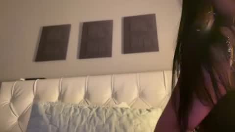 Snapshot of latinella chatting on July 11, 5:21 am Hi - online show from July 11, 5:21 am