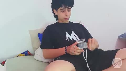 latinheatx22 online show from May 3, 8:26 pm