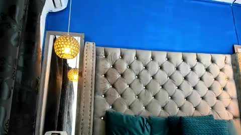 Snapshot of latinhotboys1 chatting on November 11, 6:46 am Zeus online show from November 11, 6:46 am