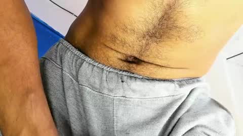 Zeus online show from May 6, 8:58 pm