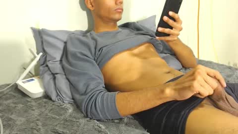 Snapshot of latinmilker chatting on January 15, 7:12 pm Andy online show from January 15, 7:12 pm