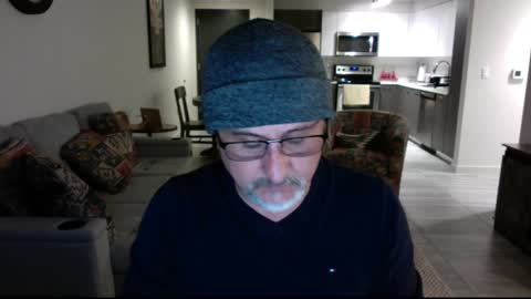 Snapshot of latinnous chatting on January 16, 6:46 am QS - INDEPENDENT MODEL online show from January 16, 6:46 am