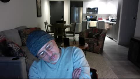 Snapshot of latinnous chatting on February 18, 2:16 am QS - INDEPENDENT MODEL online show from February 18, 2:16 am