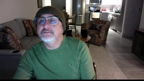 Snapshot of latinnous chatting on February 27, 5:13 am QS - INDEPENDENT MODEL online show from February 27, 5:13 am