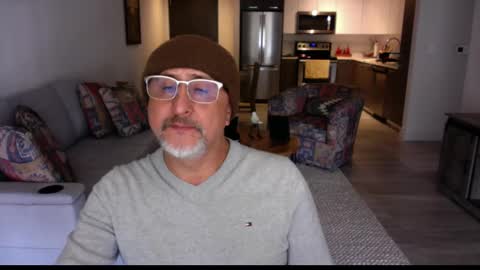 Snapshot of latinnous chatting on February 28, 4:42 pm QS - INDEPENDENT MODEL online show from February 28, 4:42 pm