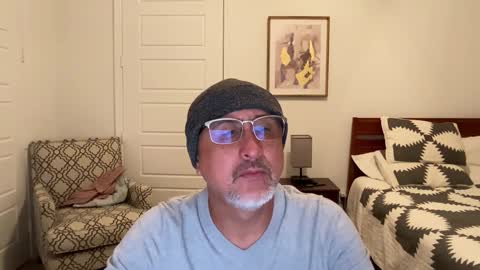 Snapshot of latinnous chatting on October 13, 2:55 am QS - INDEPENDENT MODEL online show from October 13, 2:55 am