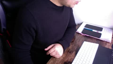 latino8484 online show from February 10, 10:31 am