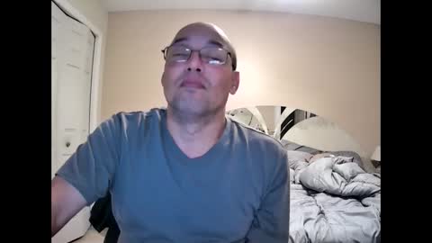 Snapshot of latinoinfla chatting on January 5, 3:32 am latinoinfla online show from January 5, 3:32 am