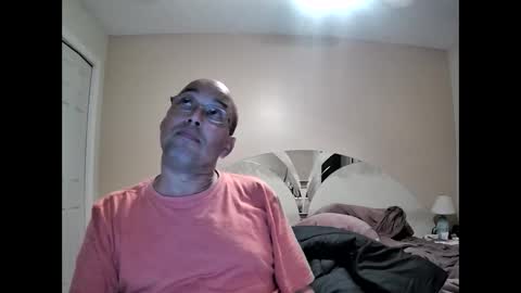 Snapshot of latinoinfla chatting on February 9, 6:11 am latinoinfla online show from February 9, 6:11 am