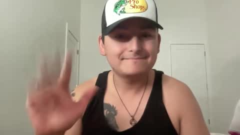 LatinoLustxx online show from September 13, 7:19 am