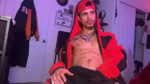 Snapshot of latinprincee chatting on April 7, 6:25 am latinprincee online show from April 7, 6:25 am