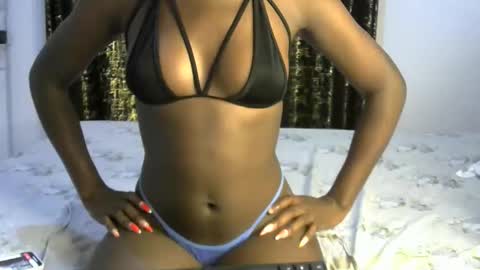 latoya_shines online show from February 8, 4:27 am