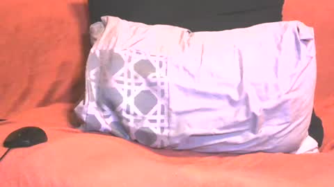 Snapshot of latoyyabed1 chatting on July 18, 6:28 am latoyyabed1 online show from July 18, 6:28 am