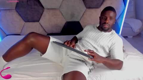 LEANDRO online show from February 16, 3:35 am