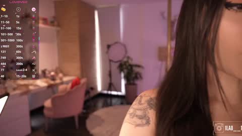 Snapshot of lau__1 chatting on September 27, 8:14 pm IG 1lau 1 X 1lau 1 online show from September 27, 8:14 pm