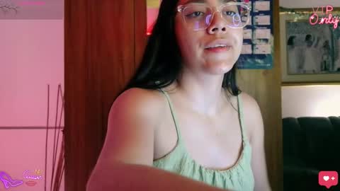 laujgray online show from March 16, 11:53 pm