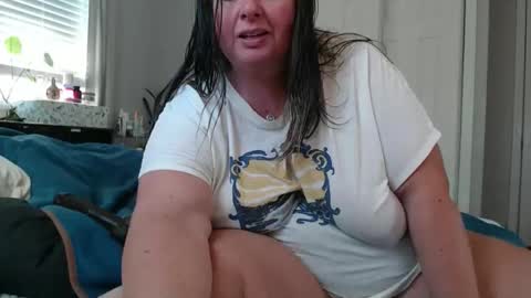 LauLauMa online show from November 6, 9:26 pm