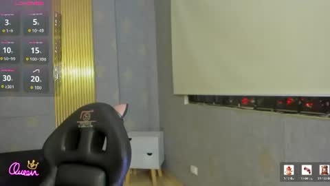 laulin_tay online show from June 21, 3:20 am