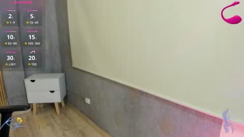 laulin_tay online show from June 22, 3:08 am