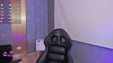 laulin_tay online show from June 27, 4:50 am