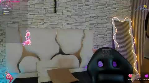 laulin_tay online show from July 26, 3:25 am