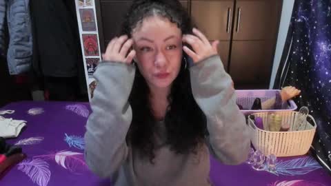  Wen  online show from November 21, 8:18 pm