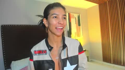 Laura online show from February 19, 12:12 pm