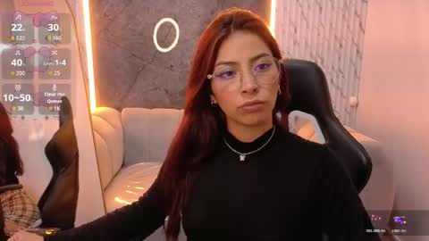 laura_b_ online show from May 2, 3:22 am