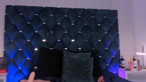Snapshot of laura_bassi chatting on January 15, 1:20 pm Laura Bassi online show from January 15, 1:20 pm