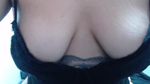  Laura  online show from February 15, 1:41 pm