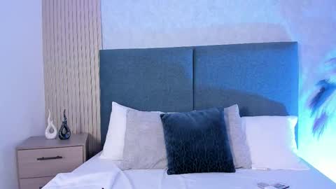 Snapshot of laura_ivy chatting on February 12, 1:06 pm LauraIvy online show from February 12, 1:06 pm