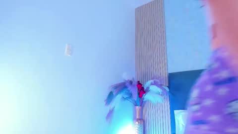 Snapshot of laura_ivy chatting on March 10, 1:05 pm LauraIvy online show from March 10, 1:05 pm