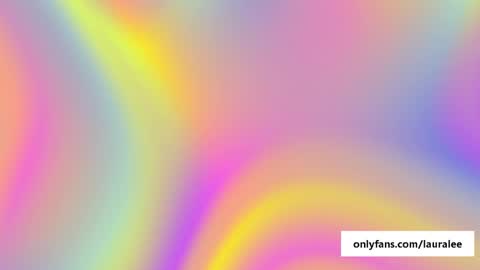 Snapshot of laura_lee chatting on December 2, 1:47 am Laura Lee. online show from December 2, 1:47 am