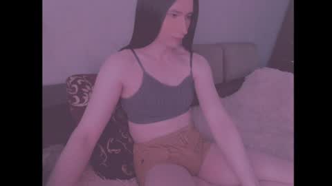 laura_night_byte online show from June 17, 5:32 am