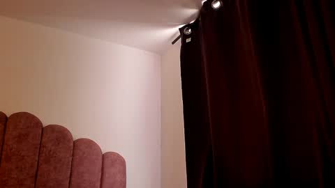 Snapshot of laura_soe chatting on May 18, 1:50 pm LAURA SOE online show from May 18, 1:50 pm