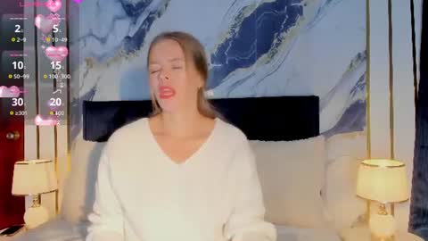 Laura Blue online show from June 24, 9:36 pm