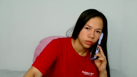 lauracb          online show from June 9, 5:13 pm