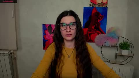 Snapshot of lauradre_ chatting on November 11, 12:05 pm Laura online show from November 11, 12:05 pm