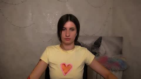 Snapshot of lauradre_ chatting on June 23, 11:19 am Laura online show from June 23, 11:19 am