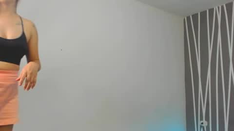 laura online show from July 7, 8:57 pm