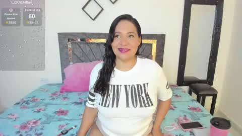 Snapshot of laurasofia01 chatting on October 22, 3:07 am laurasofia01 online show from October 22, 3:07 am