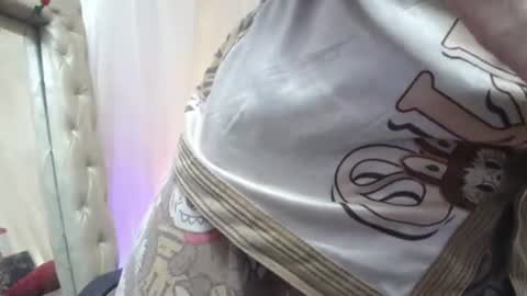 Laura Sofia online show from July 12, 12:07 pm