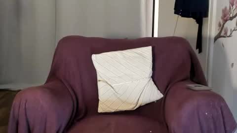 Laura Lara Sommer online show from September 9, 6:07 pm